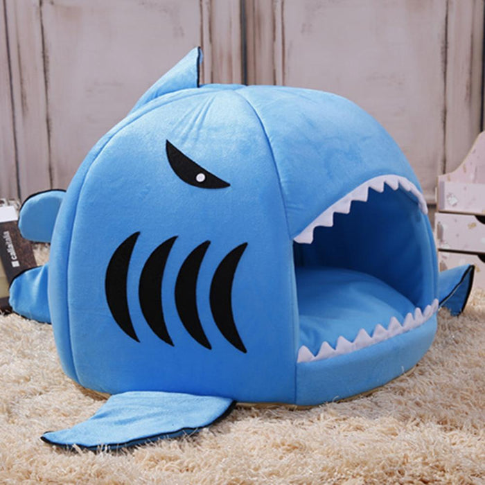Pet Totality Indoor Shark House With Removable Cushion S/M